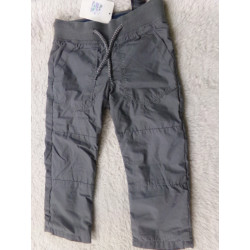 Pantalon forrado talla 2 años. A estrenar