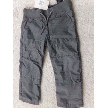 Pantalon forrado talla 2 años. A estrenar