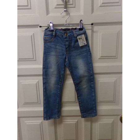 Vaquero Mayoral talla 3 años. Segunda mano