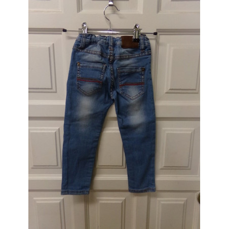 Vaquero Mayoral talla 3 años. Segunda mano