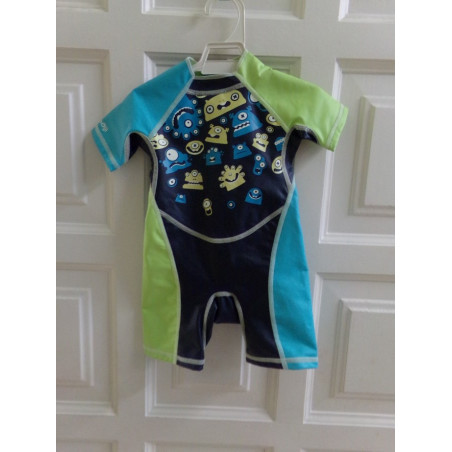 Neopreno talla 3-6 meses. Segunda mano