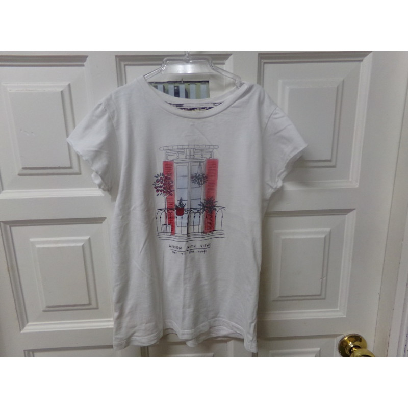 Camiseta Mango talla 9-10 años. Segunda mano