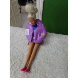 Barbie con neopreno. Segunda mano