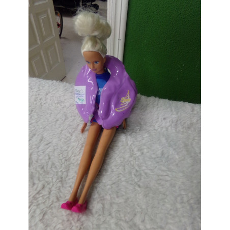 Barbie con neopreno. Segunda mano
