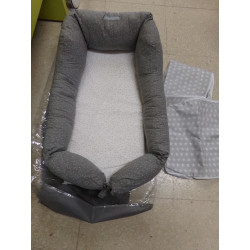 Cuco Nest reductor con funda adiccional y base inclinacion antiahogos. Mimuselina. Segunda mano