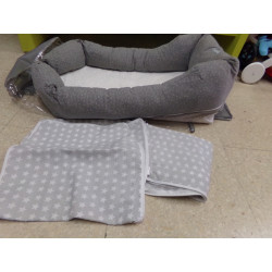 Cuco Nest reductor con funda adiccional y base inclinacion antiahogos. Mimuselina. Segunda mano