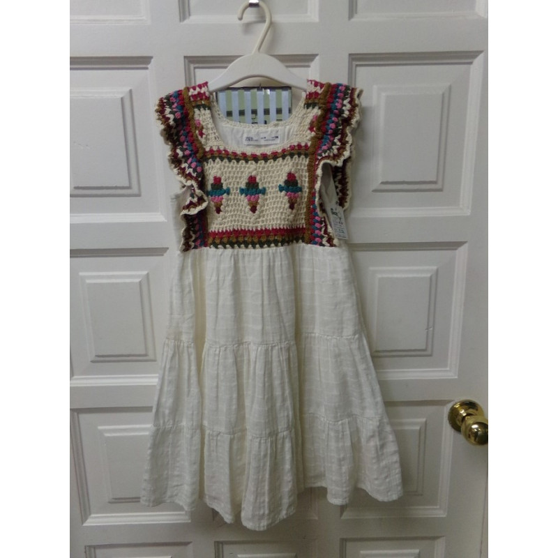 Vestido Zara talla 8 años. Segunda mano