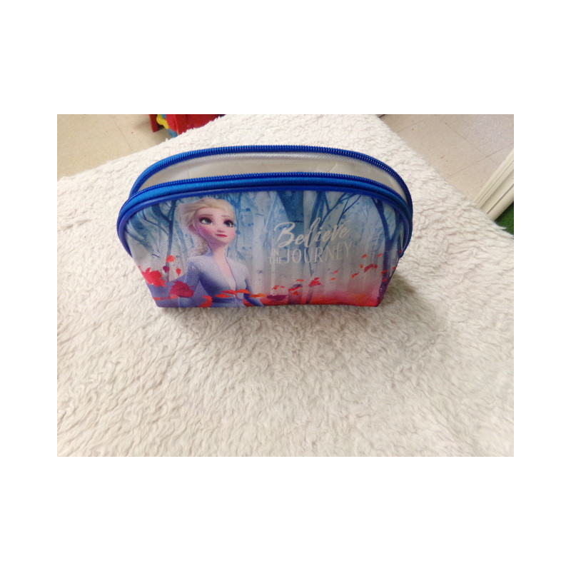 Estuche Frozen. Sin uso