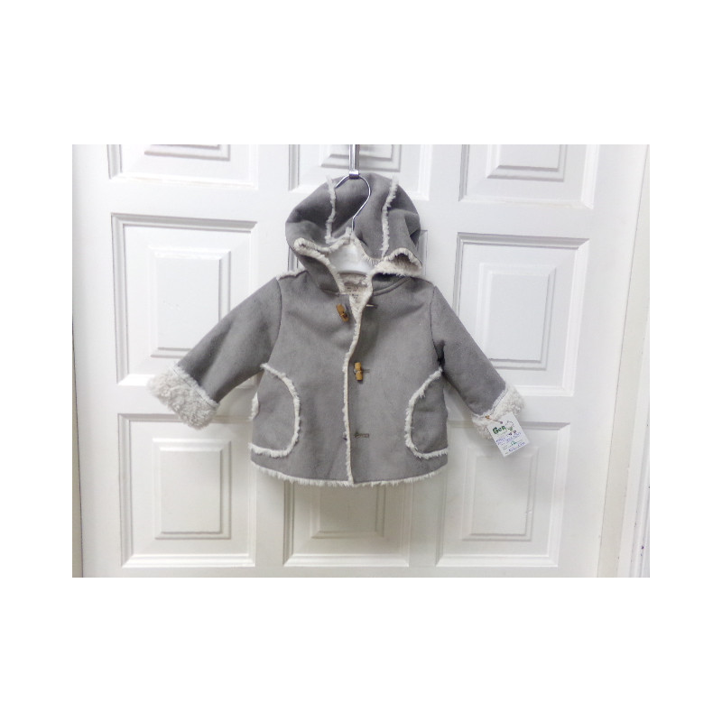 Abrigo pelito talla 1-3 meses. Segund amano