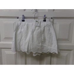 Falda blanca Talla 4-5 años. Segunda mano