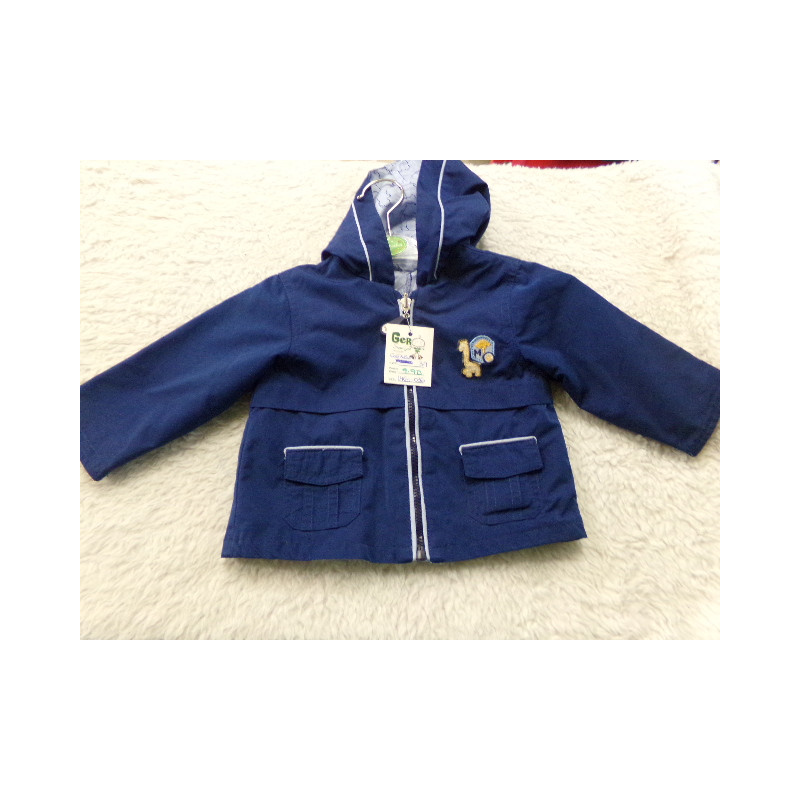 Cortavientos talla 3 meses. Segunda mano