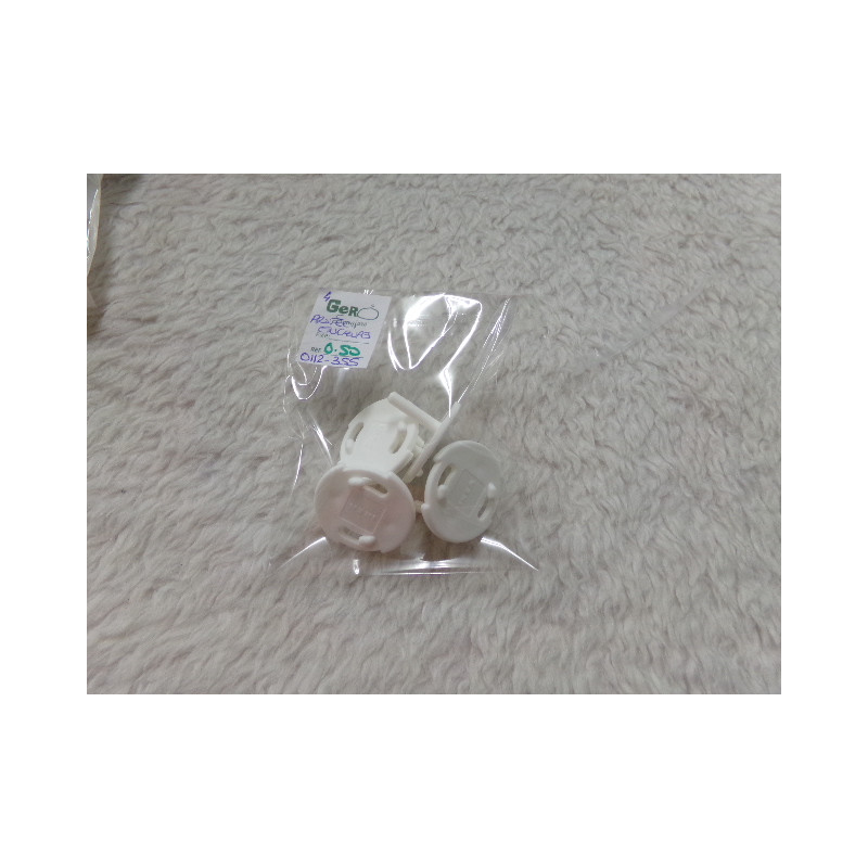 4 Protectores de enchufes. Sin uso