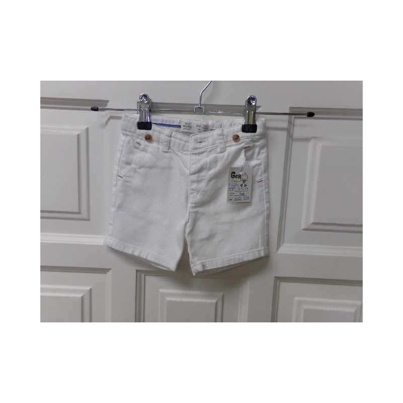 Pantalón corto Zara talla 6-9 meses. Segunda mano