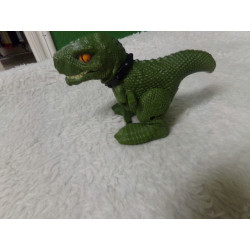 Dinosaurio. Segunda mano