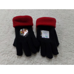 Guantes cars talla 4-5 años. Segunda mano