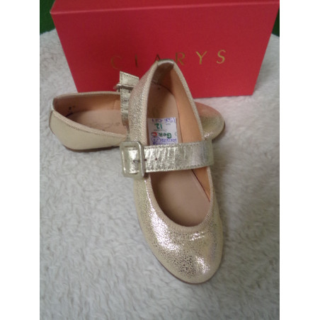 Merceditas doradas N 27. Segunda mano