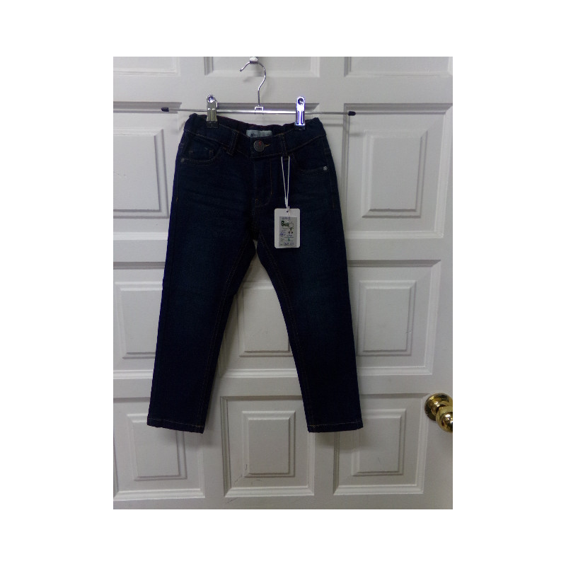 Vaquero Sfera talla 4-5años. A estrenar