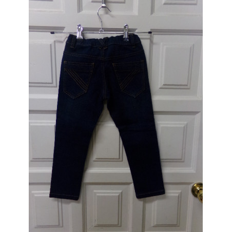 Vaquero Sfera talla 4-5años. A estrenar