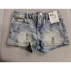 Pantalón corto piñas tallas 3-4 años. Segunda mano