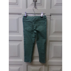 Vaquero Zara talla 3-4 años. Segunda mano