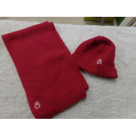 Gorro y bufanda talla 4-6 años. Segunda mano