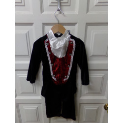 Disfraz vampiro talla 2 años. Segunda mano