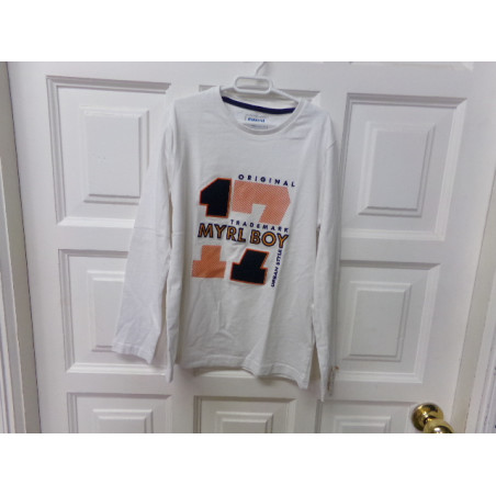 Camiseta Mayoral talla 8 años. Segunda  mano