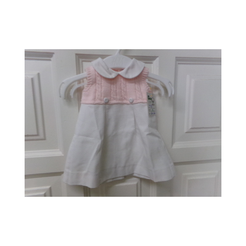 Vestido talla 0 meses. Segunda mano