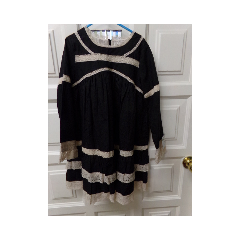 Vestido Bassic10 talla 8 años. Segunda mano