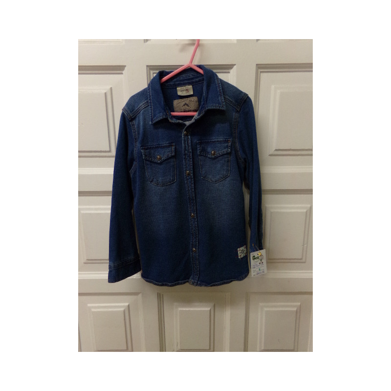 Camisa vaquera Zara talla 6 años. Segunda mano