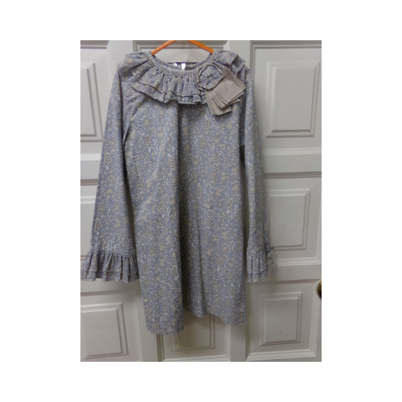 Vestido La Ormiga talla 8 años. Segunda mano