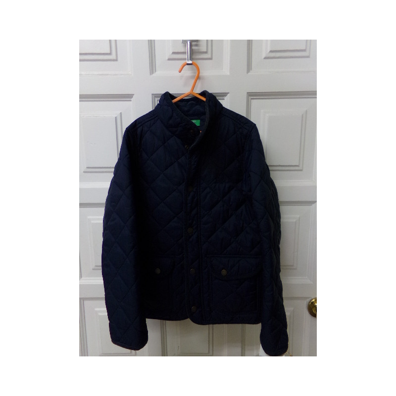 Cazadora Benetton talla 7-8 años. Segunda mano