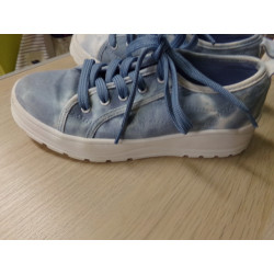 Tenis N 35. Segunda mano