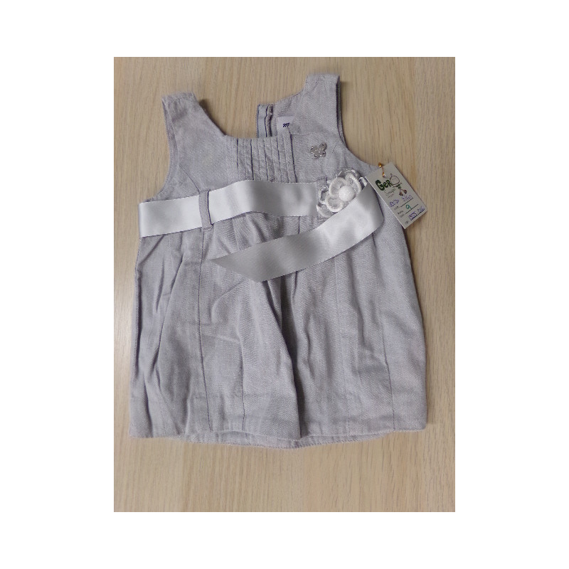 Vestido talla 3-6 meses. Segunda mano