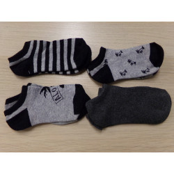 4 pares de calcetines 32/34. Sin uso