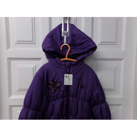 Plumas talla 10 años. Segunda mano