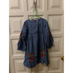Vestido Zara talla 7 años. Segunda mano