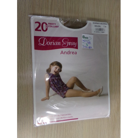 Medias talla 4 años. Color carne. A estrenar