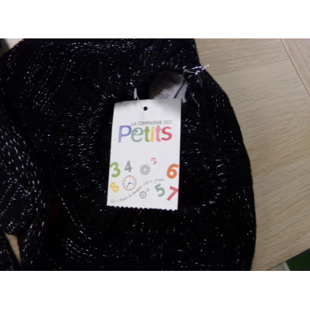 Conjunto de cuello, gorra y guantes. Talla 8 años. A estrenar