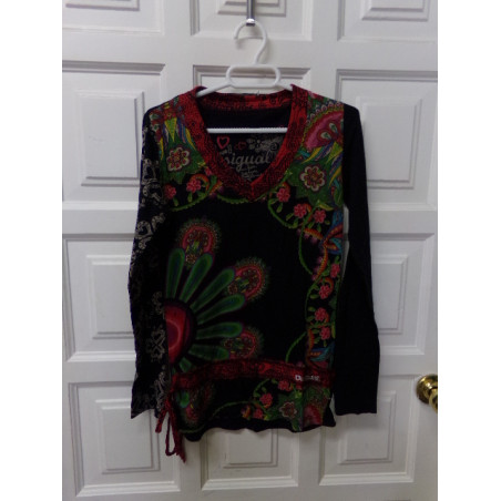 Camiseta Desigual talla 12-14 años. Segunda mano