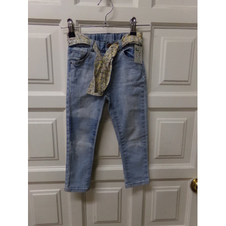 Vaquero Zara talla 3 años. Segunda mano