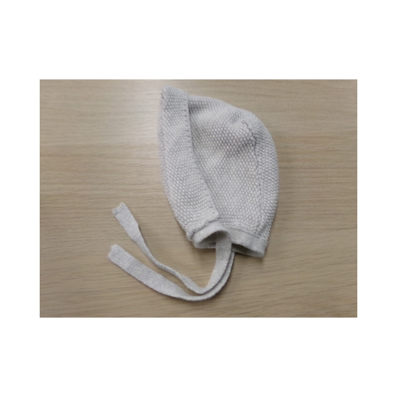 Capota gris talla 6-12 meses. Segunda mano