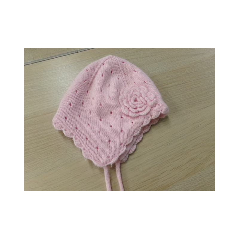 Gorrito de lana talla 2 años. Segunda mano
