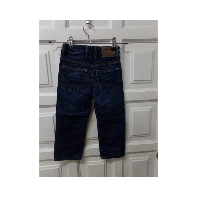 Pantalon vaquero talla 2-3 años. Segunda mano