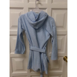 Albornoz talla 8 años. A estrenar