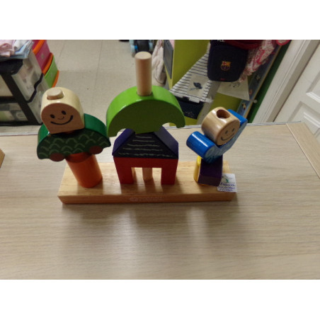 Encajable de madera. Segunda mano