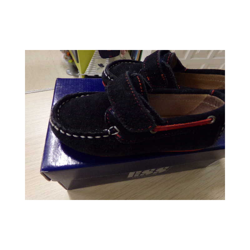 Nauticos azul marino N 25. Segunda mano