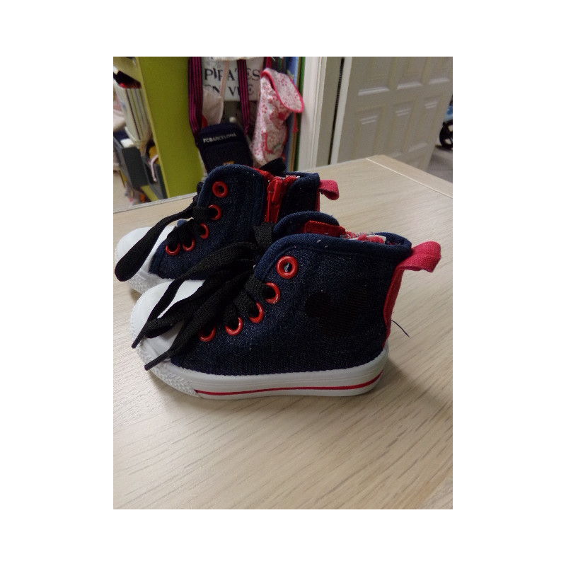 Tenis Mickie N 20. Segunda mano