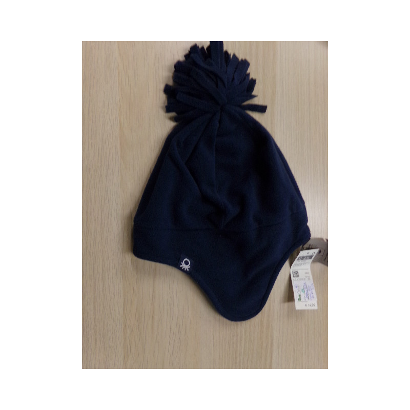 Gorro azul Benetton talla 10 años. A estrenar