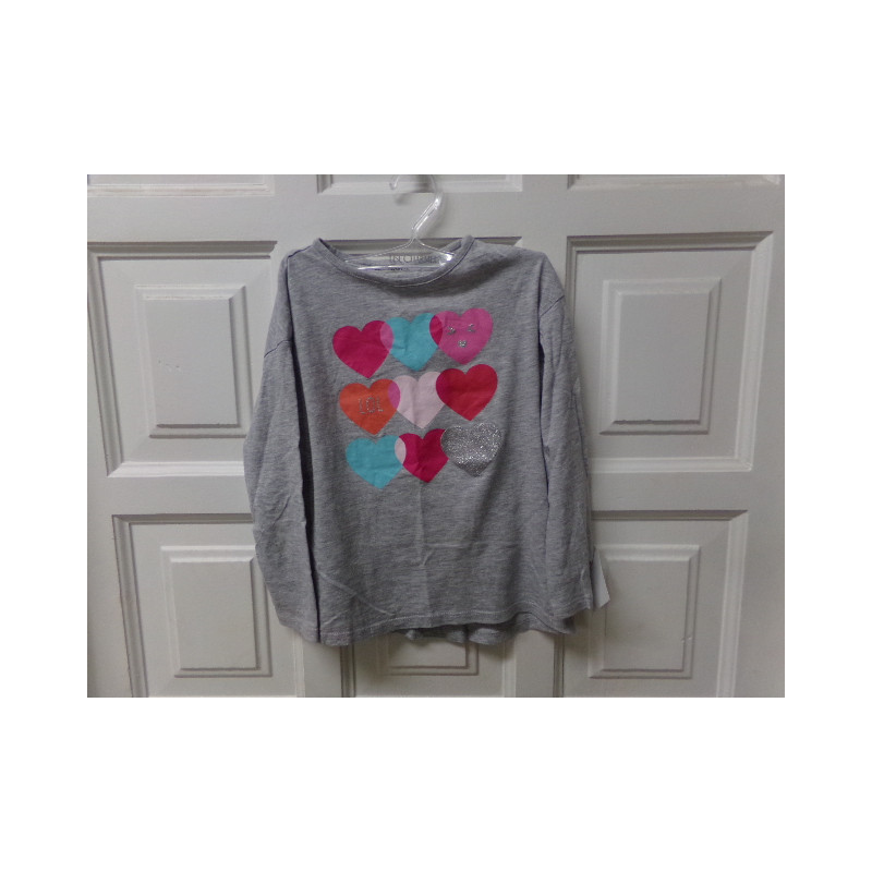 CAmiseta talla 4-5 años. Segunda mano